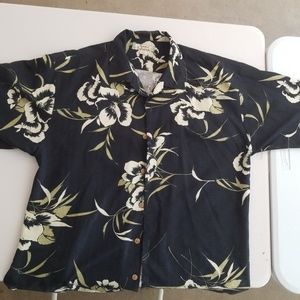 Tommy bahama black button up dress shirt with flow